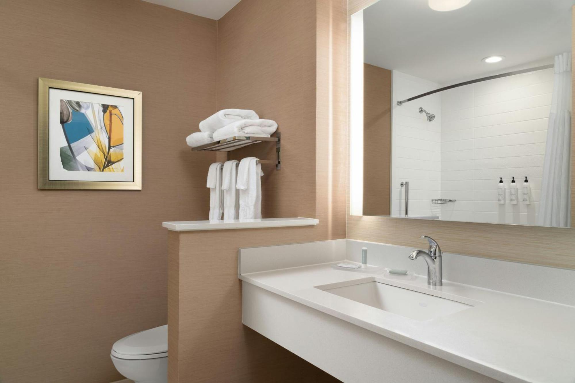Fairfield Inn & Suites By Marriott London Zewnętrze zdjęcie
